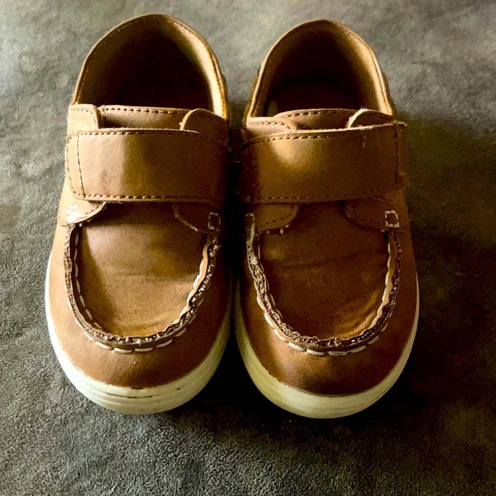 Size 7C dress shoes